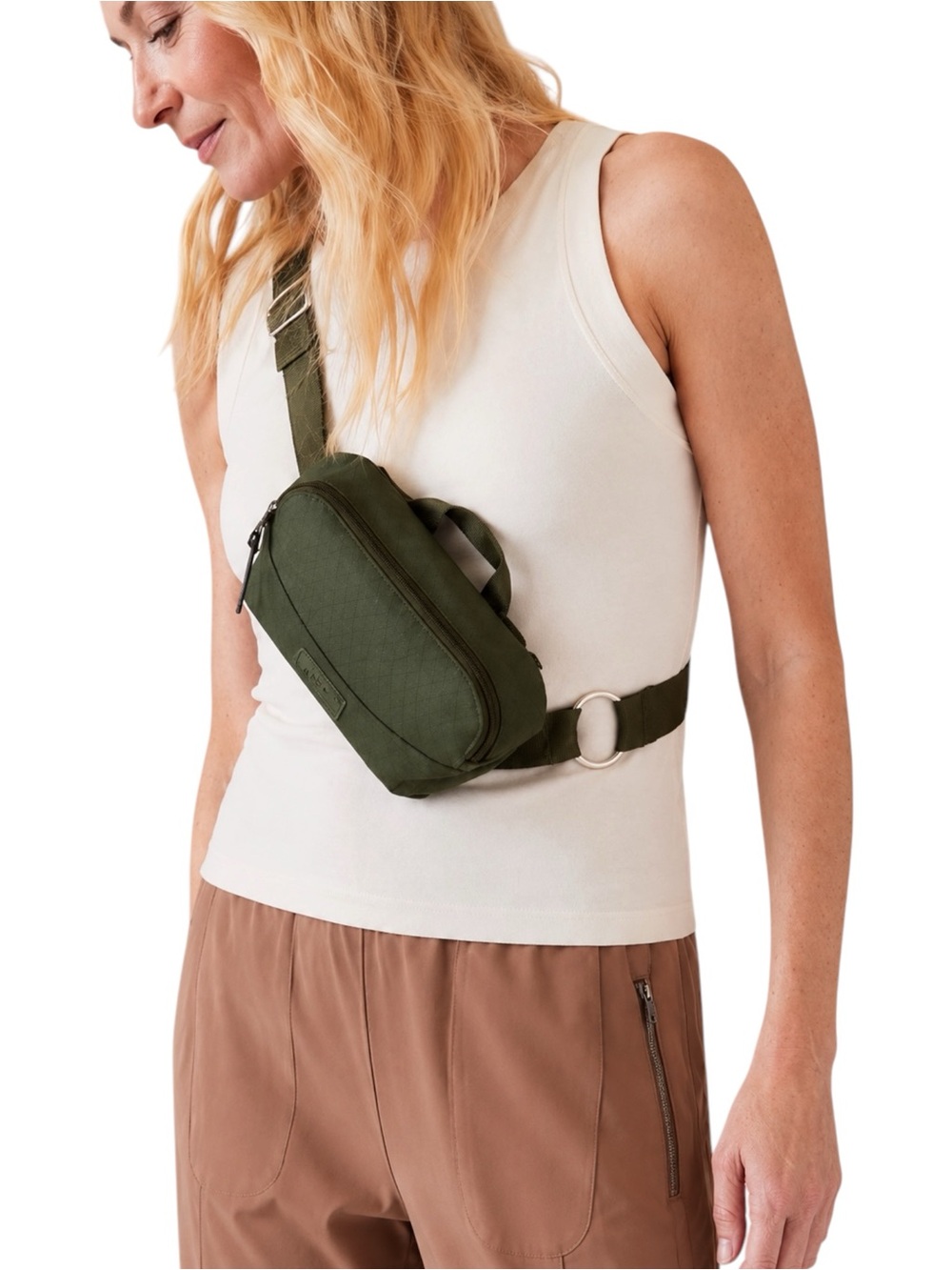 ATHLETA Green Water Resistant Outdoor Excursion Mini Waistbag